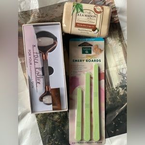 Beauty bundle face roller